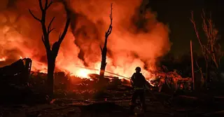 ইউক্রেনের জাপোরিঝঝিয়ায় রুশ হামলায় নিহত ৬, কিয়েভে শিশু হাসপাতালেও আঘাত